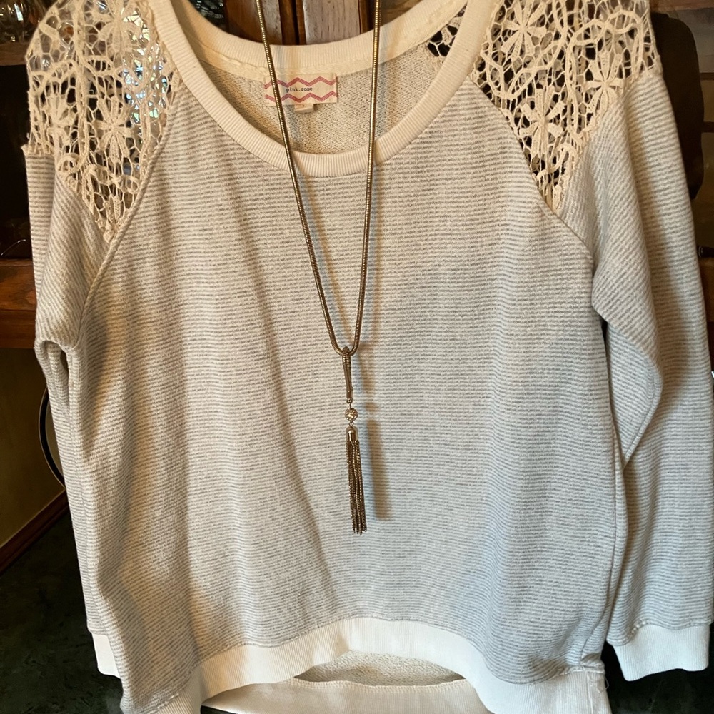 NWOT Women's Cream Lace Shoulder Top
NEVER WORN - Picture 4 of 15